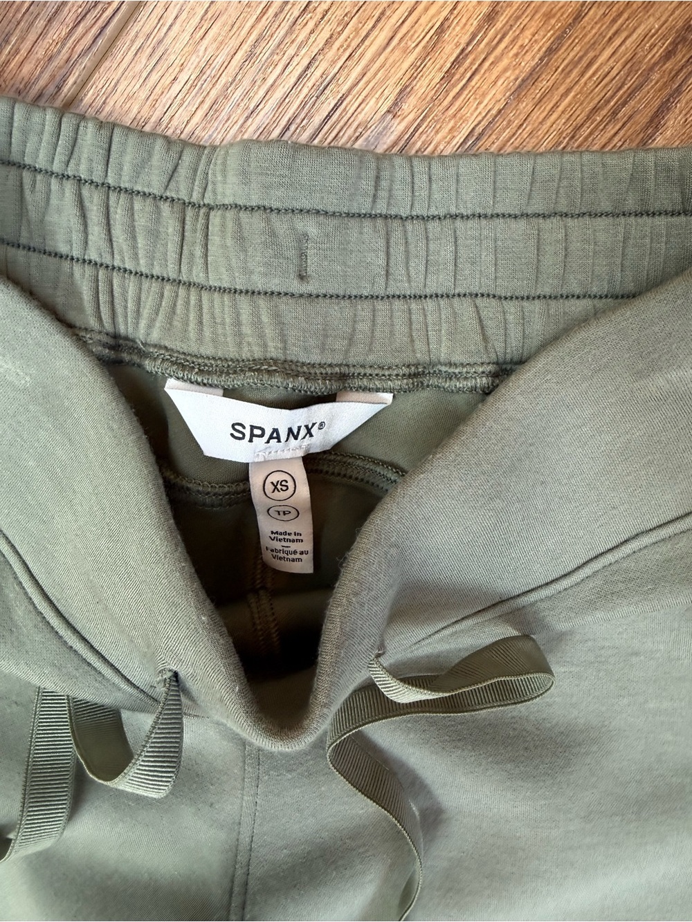 Spanx Air Essentials - Picture 3 of 5
